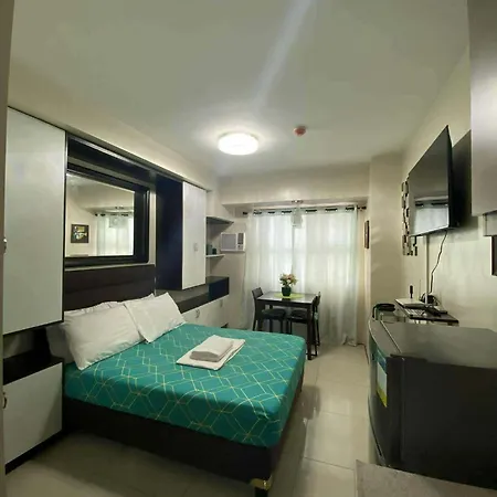 Horizons 101, Studio Good For 2 Person